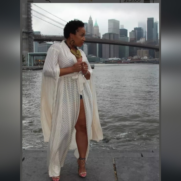 Kimono style robe - Picture 3 of 7